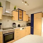Appartement Kuelhome - Wunderschoene Mit Parkplatz & Balkon Fuer 6