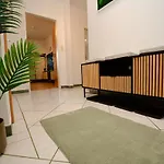 Kuelhome - Wunderschoene Mit Parkplatz & Balkon Fuer 6 Appartement