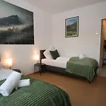 Appartement Kuelhome - Wunderschoene Mit Parkplatz & Balkon Fuer 6