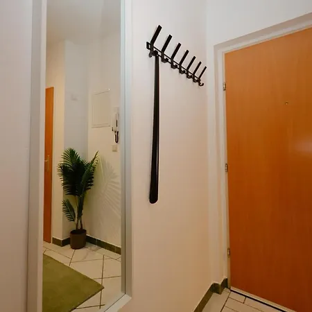 Kuelhome - Wunderschöne Mit Parkplatz&balkon Für 6 Apartment