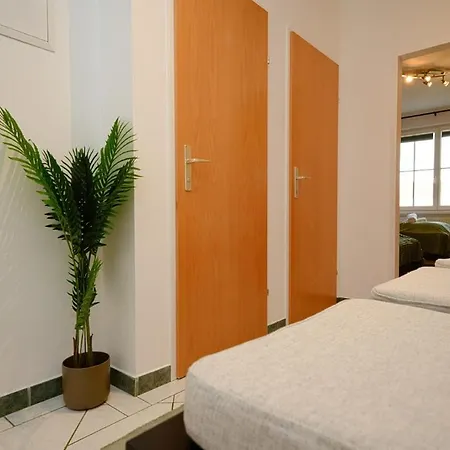 Kuelhome - Wunderschöne Mit Parkplatz&balkon Für 6 Apartment