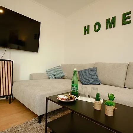 Kuelhome - Wunderschöne Mit Parkplatz&balkon Für 6 Apartment Sitzenberg