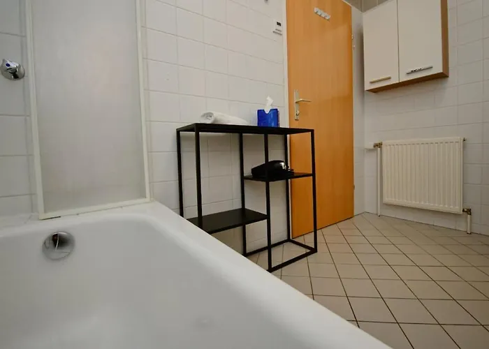 Kuelhome - Wunderschoene Mit Parkplatz & Balkon Fuer 6