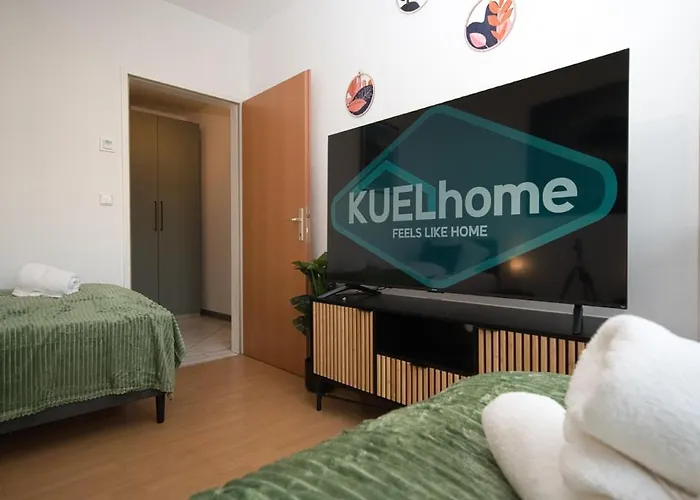 Appartement Kuelhome - Wunderschoene Mit Parkplatz & Balkon Fuer 6