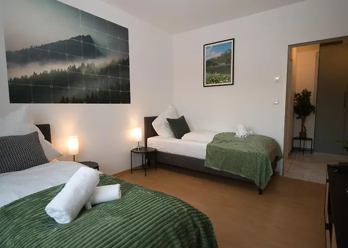 Appartement Kuelhome - Wunderschoene Mit Parkplatz & Balkon Fuer 6