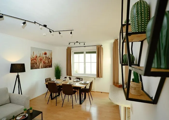 Apartman Kuelhome - Wunderschoene Mit Parkplatz & Balkon Fuer 6 Sitzenberg